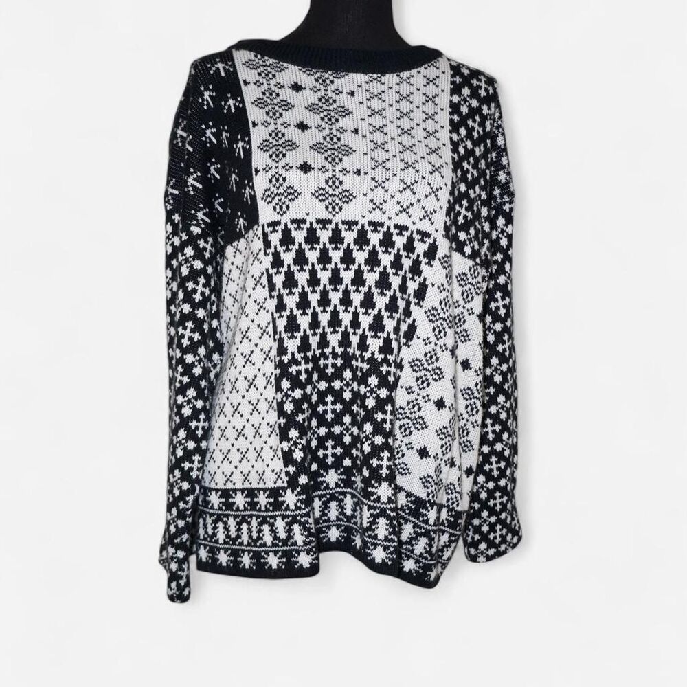 American-vintage Women's Black and White Alyssa Brooke II Jumper